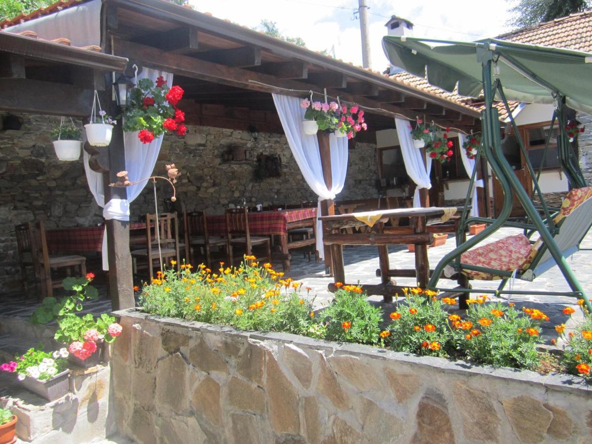Guest House Popov Marchevo Екстер'єр фото