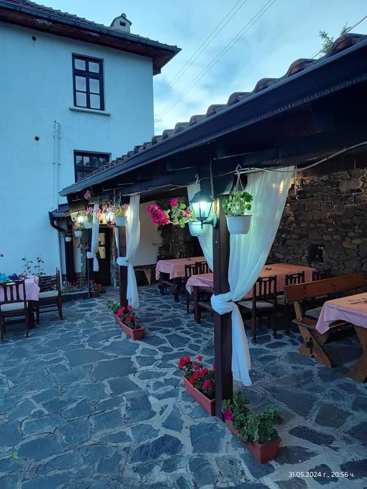 Guest House Popov Marchevo Екстер'єр фото
